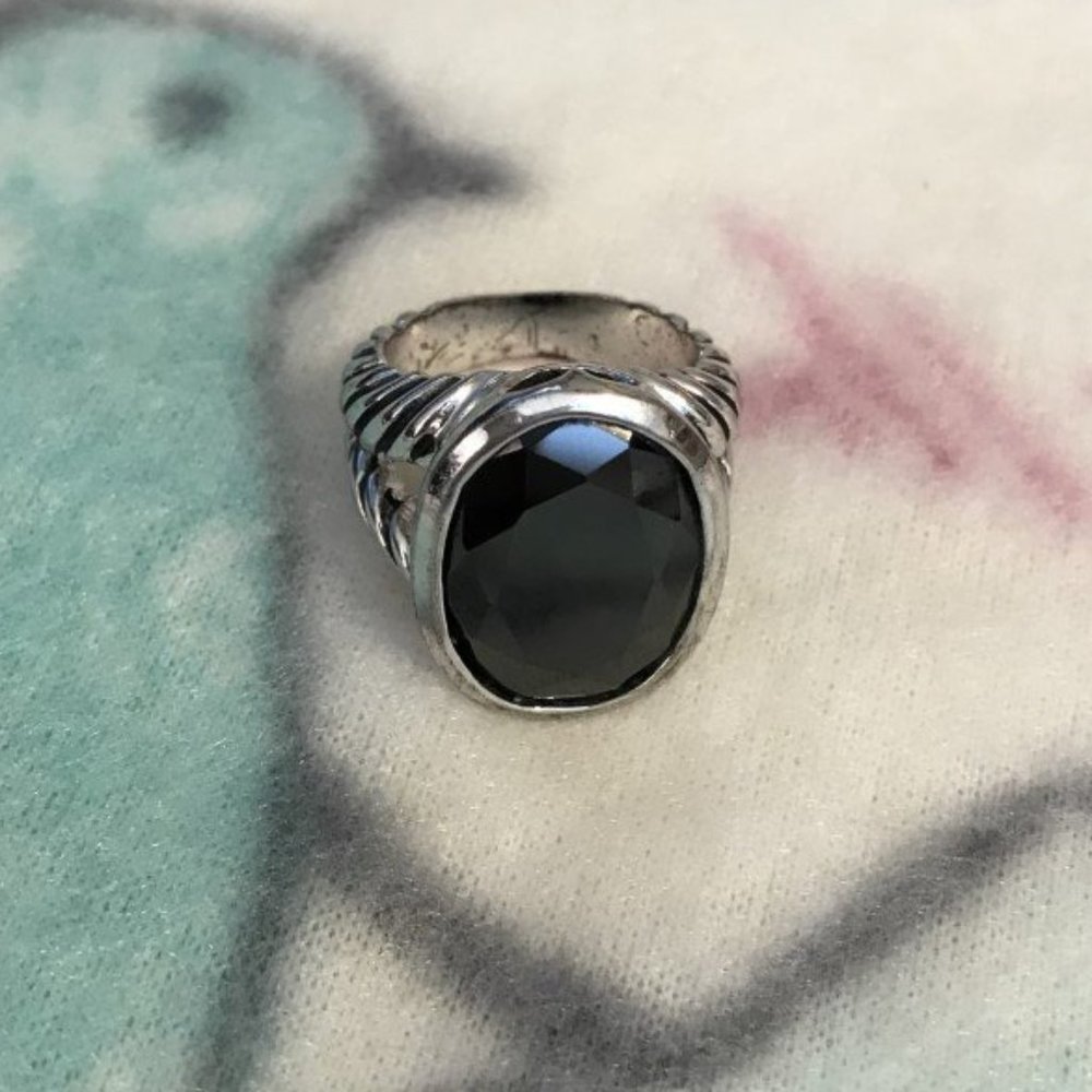 Black stone silver tone ring